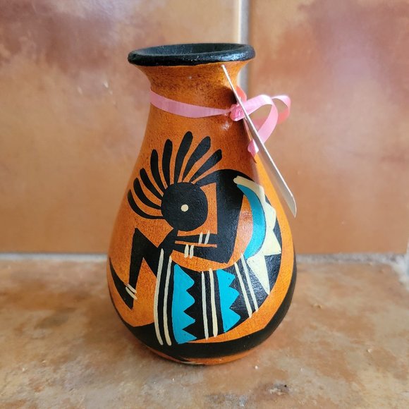 La Muerte of Mexico Other - Kokopelli -Hopi Indians of the American Southwest Small Jar  NWT